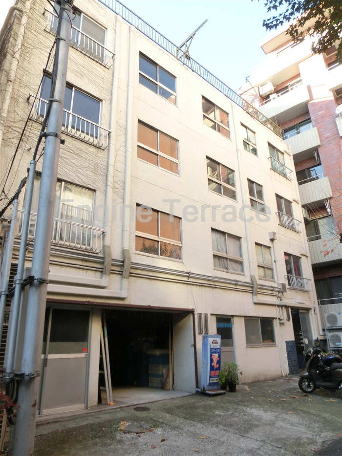 外苑前 徒歩11分 構造:鉄筋コンクリート造